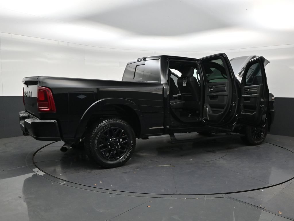 Used 2026 RAM 2500 Limited AWD/4WD image 28