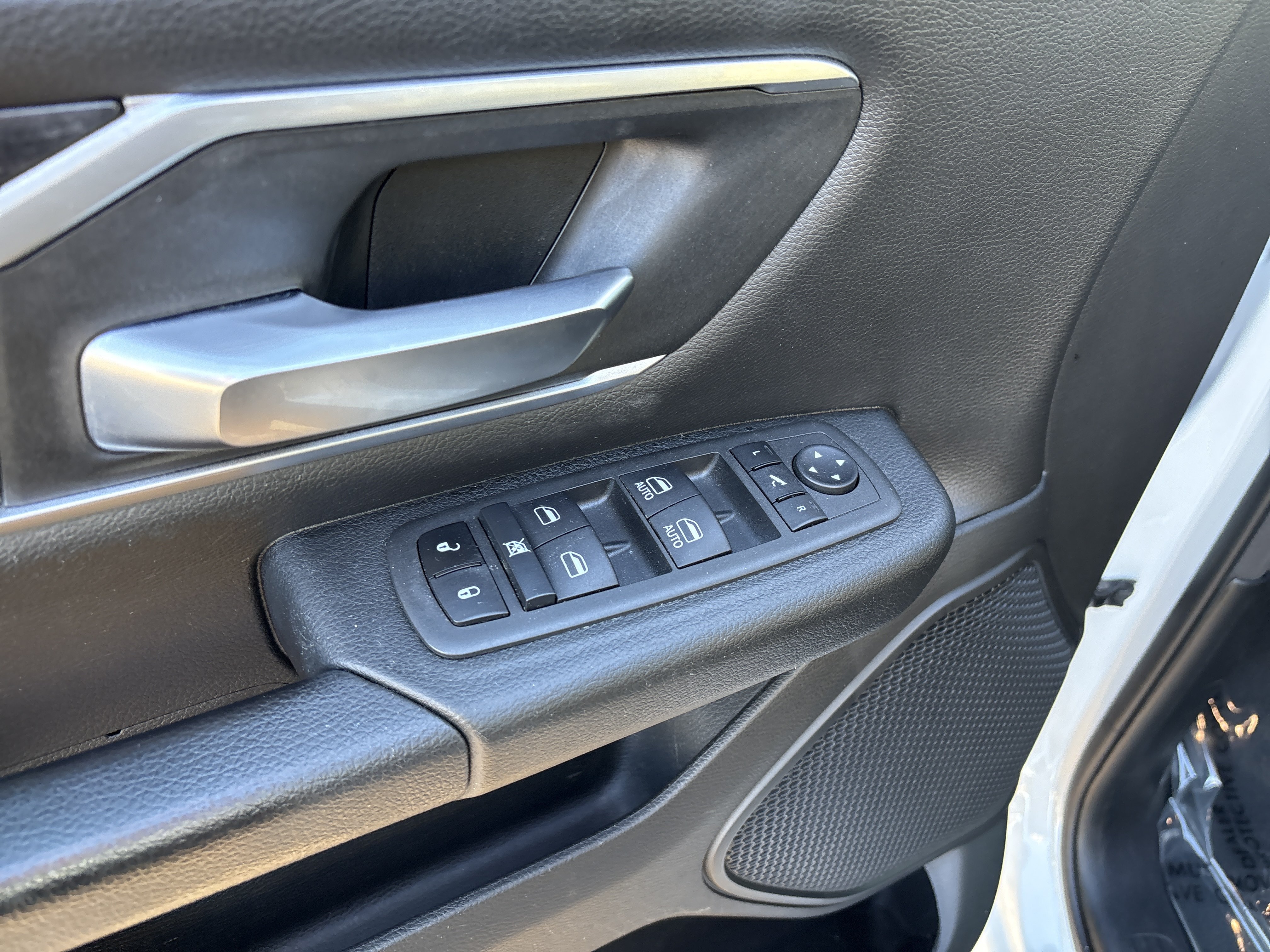 Used 2023 RAM 1500 Big Horn RWD image 16