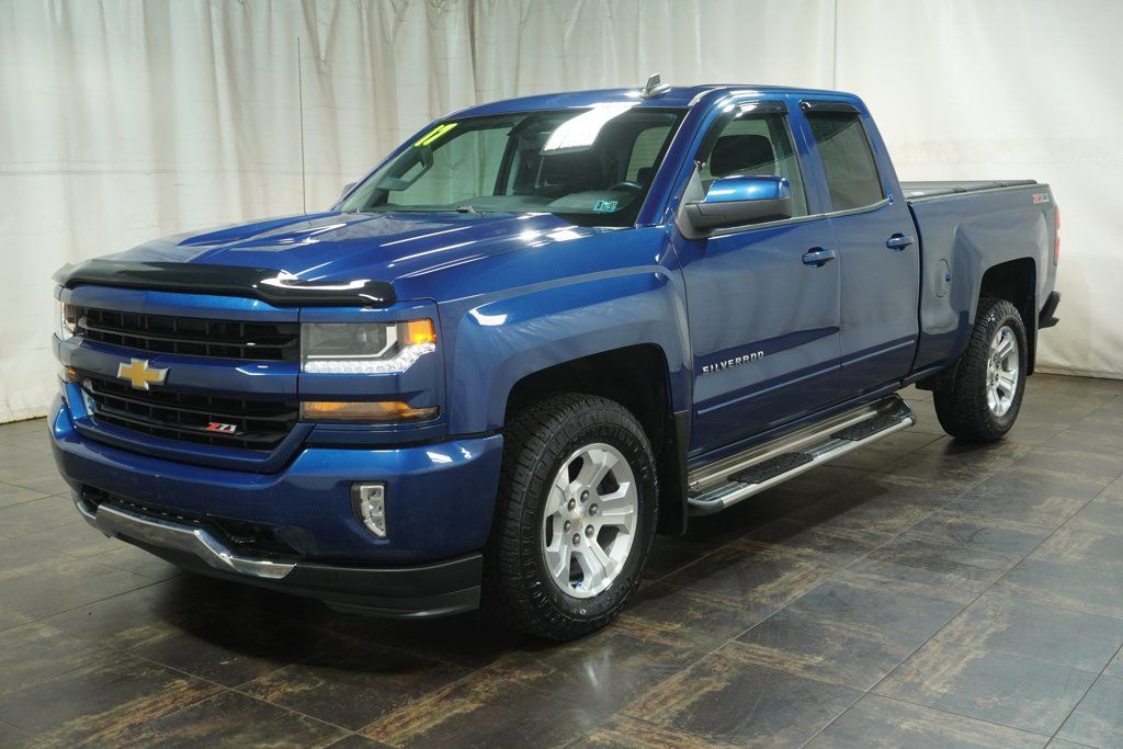 Used 2017 Chevrolet Silverado 1500 LT w/ All Star Edition AWD/4WD image 2