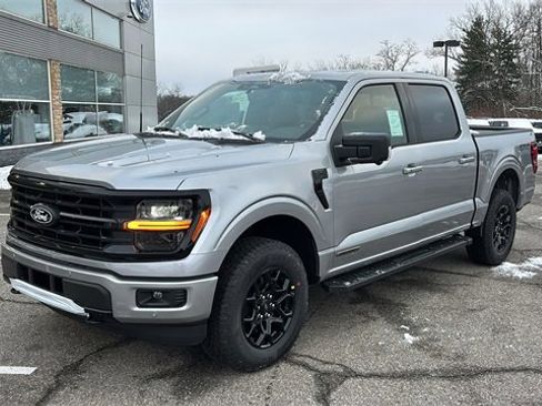 New 2025 Ford F150 XLT w/ Equipment Group 302A MID image 2