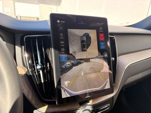 Used 2026 Volvo XC60 B5 Plus w/ Protection Package Premier image 31