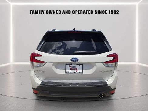 Certified 2024 Subaru Forester Limited AWD/4WD image 4