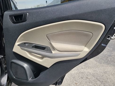 Used 2020 Ford EcoSport S AWD/4WD image 35