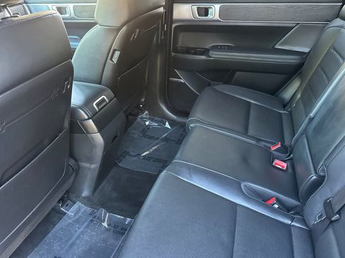 Used 2025 Hyundai Santa Fe Limited image 13