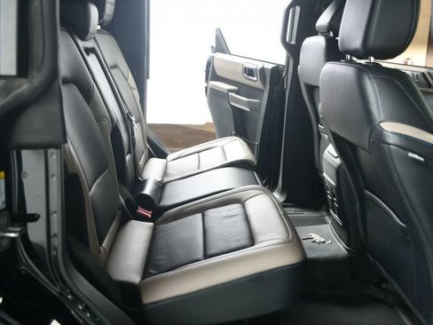 Used 2023 Ford Bronco Wildtrak AWD/4WD image 38