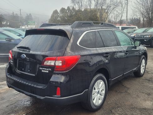 Used 2015 Subaru Outback 2.5i Premium image 8