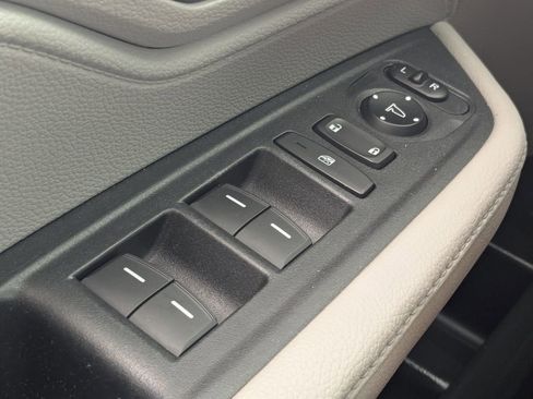 Used 2018 Honda Odyssey EX-L image 12