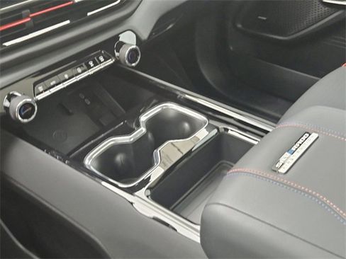 New 2024 Chevrolet Silverado EV RST image 18