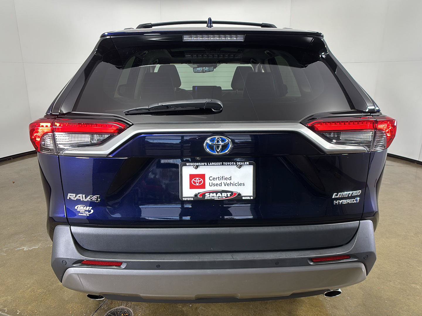 Used 2023 Toyota RAV4 Limited AWD/4WD image 22