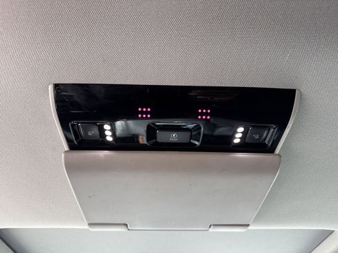 Used 2019 Chevrolet Tahoe Premier image 29