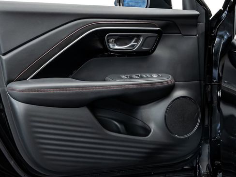 Certified 2025 Acura ADX A-Spec image 9