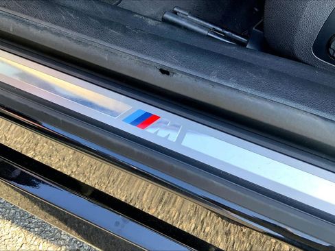 Used 2021 BMW M440i Convertible w/ Shadowloine Package image 8