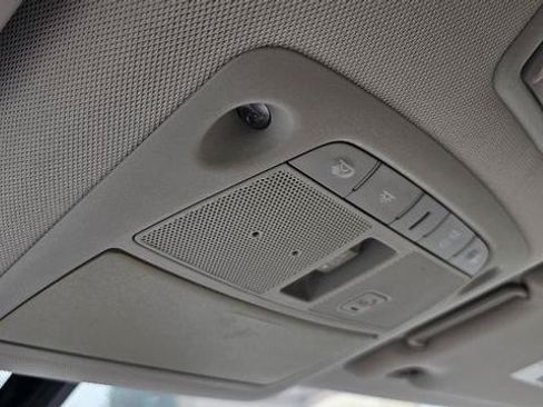 Used 2017 Nissan Pathfinder Platinum w/ Family Entertainment Package AWD/4WD image 23