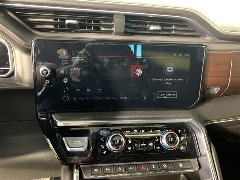 Used 2023 GMC Sierra 1500 Denali Ultimate AWD/4WD image 24