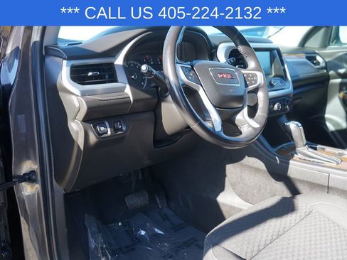 Used 2019 GMC Acadia SLE image 17