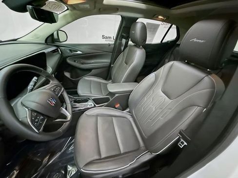 Used 2024 Buick Encore GX Avenir w/ Avenir Technology Package image 23