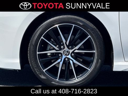 Used 2021 Toyota Camry SE w/ Carpet Mat Package (TMS) FWD image 12