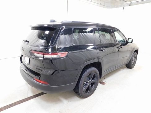 New 2025 Jeep Grand Cherokee L Limited w/ Black Appearance Package image 20