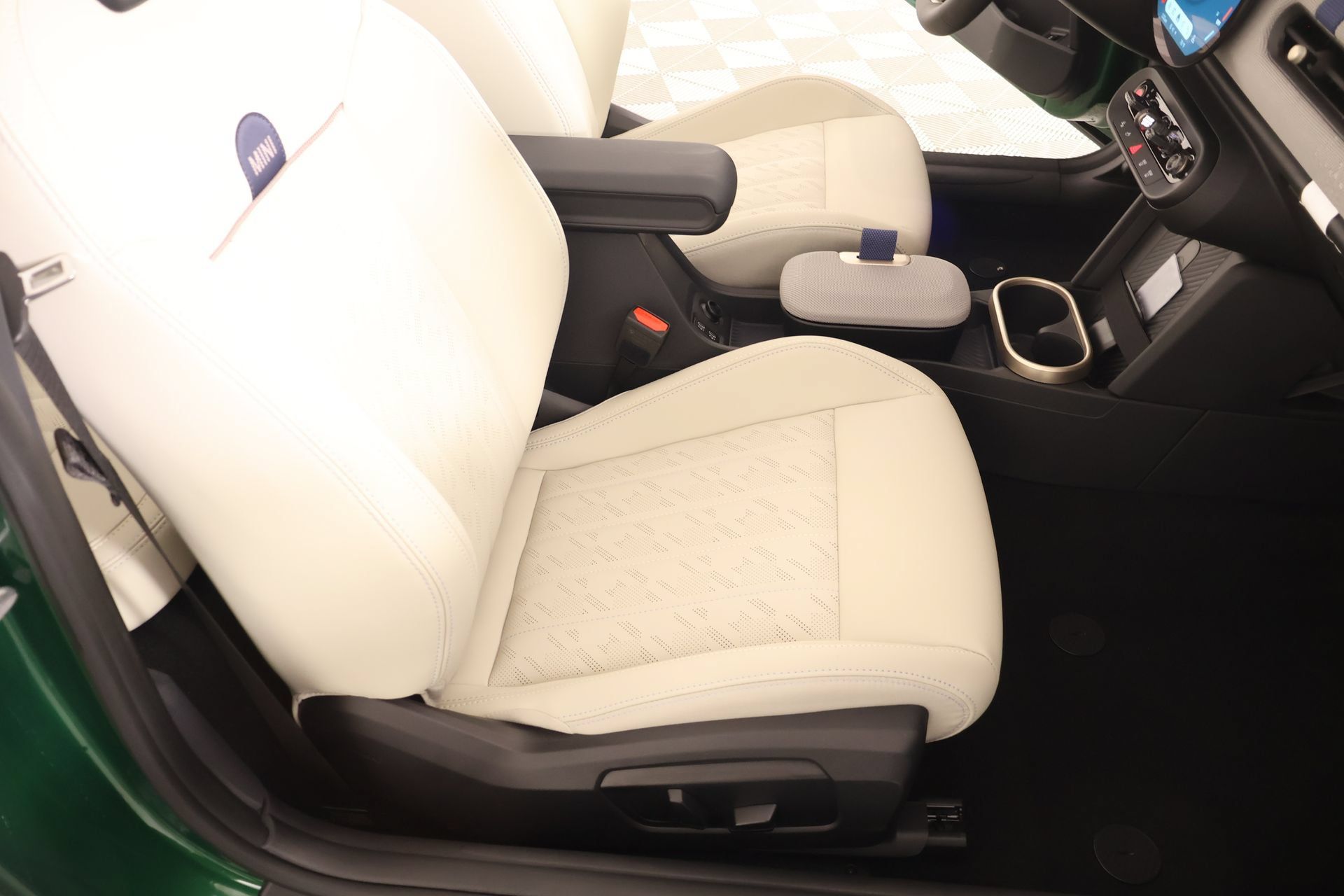 New 2026 MINI Cooper S FWD image 12