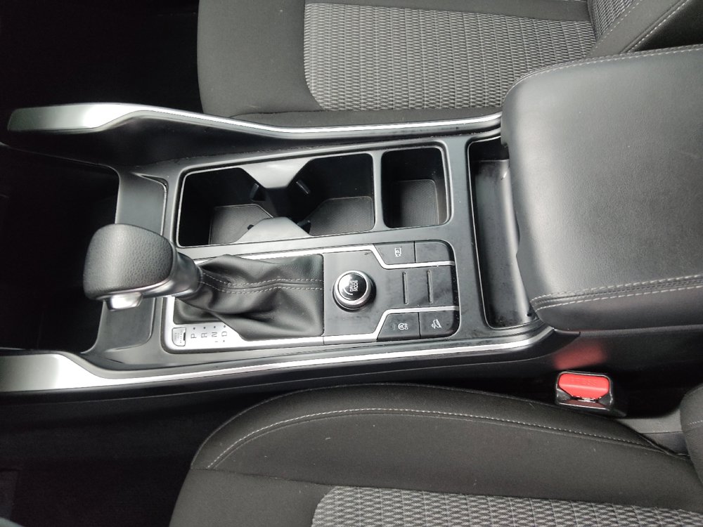 Used 2023 Kia Sorento LX FWD image 26