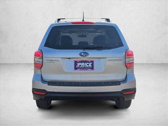 Used 2015 Subaru Forester 2.5i Premium w/ All-Weather Package AWD/4WD image 4