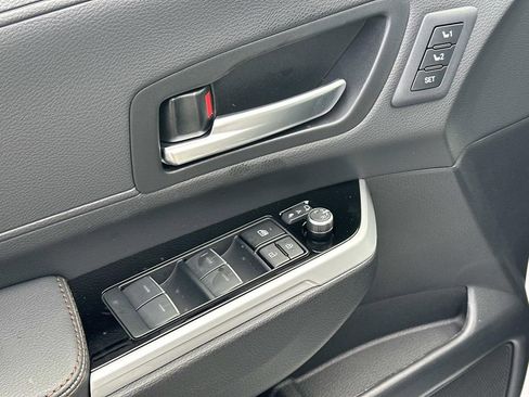 New 2026 Toyota Sienna Platinum AWD/4WD image 16