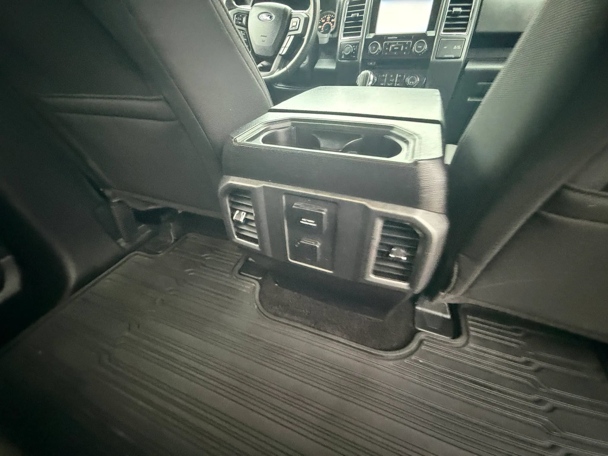 Used 2015 Ford F150 XLT w/ Equipment Group 302A Luxury AWD/4WD image 23