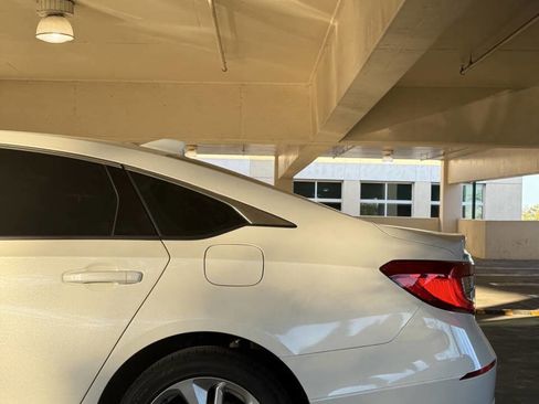 Used 2019 Honda Accord LX image 10