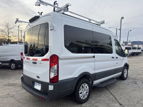 Used 2018 Ford Transit 150 XLT image 6