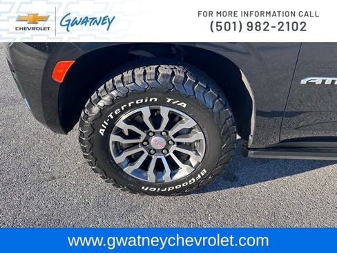 Used 2022 GMC Yukon XL AT4 w/ Max Trailering Package image 9