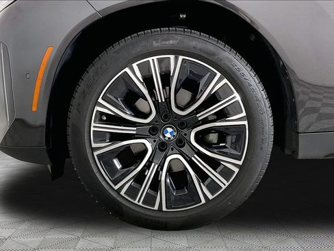 Used 2025 BMW X3 xDrive30i AWD/4WD image 11