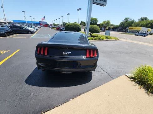 Used 2017 Ford Mustang GT Premium w/ GT Performance Package RWD image 18