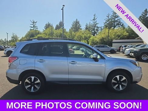 Used 2017 Subaru Forester 2.5i Limited AWD/4WD image 7