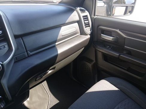 New 2026 RAM 3500 Big Horn AWD/4WD image 35