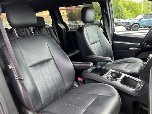 Used 2018 Dodge Grand Caravan GT FWD image 35
