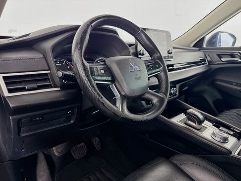 Used 2022 Mitsubishi Outlander SEL AWD/4WD image 21