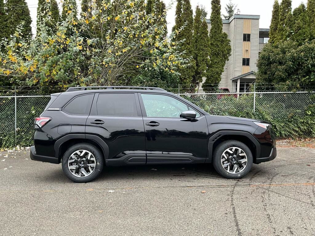 New 2026 Subaru Forester Premium AWD/4WD image 9