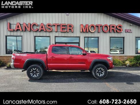 Used 2021 Toyota Tacoma TRD Off-Road AWD/4WD image 1