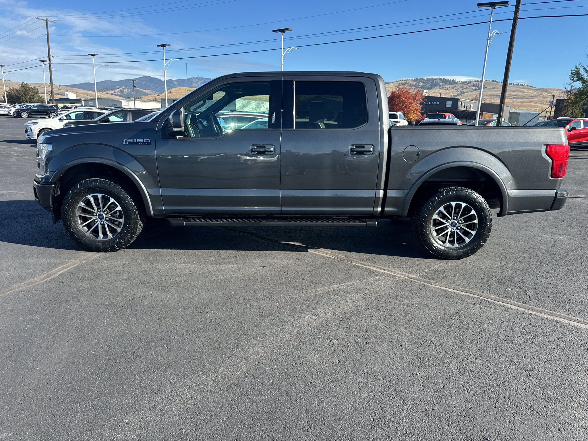 Used 2019 Ford F150 Lariat w/ Equipment Group 502A Luxury AWD/4WD image 1