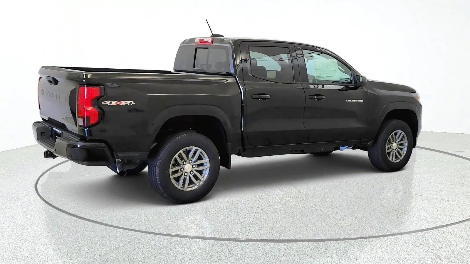 New 2026 Chevrolet Colorado LT w/ Advanced Trailering Package AWD/4WD image 9