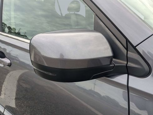 Used 2023 Honda Pilot Touring image 10