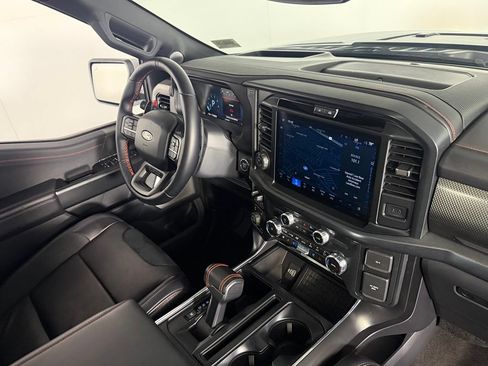 Used 2025 Ford F150 Raptor AWD/4WD image 34