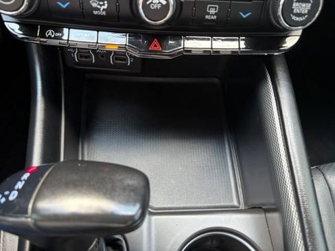 Used 2021 Dodge Durango GT w/ Trailer Tow Group IV AWD/4WD image 28