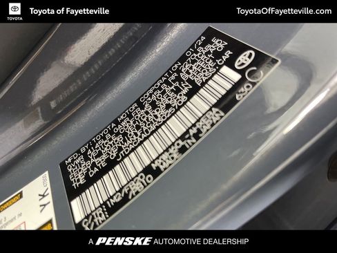 Used 2024 Toyota Prius LE image 34