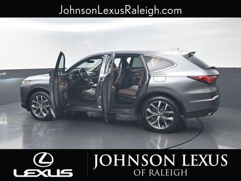 Used 2024 Acura MDX SH-AWD w/ Technology Package image 29