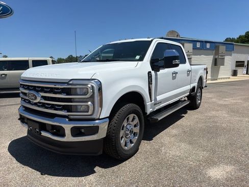 New 2026 Ford F250 Lariat w/ Chrome Package AWD/4WD image 1