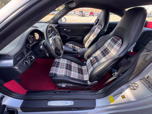 Used 2014 Porsche 911 Turbo S AWD/4WD image 23