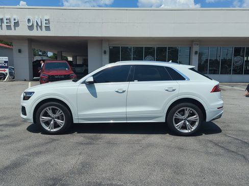 Used 2022 Audi Q8 Premium AWD/4WD image 3