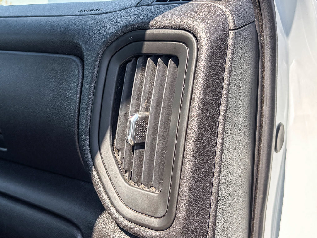 Used 2025 Chevrolet Silverado 1500 W/T RWD image 33