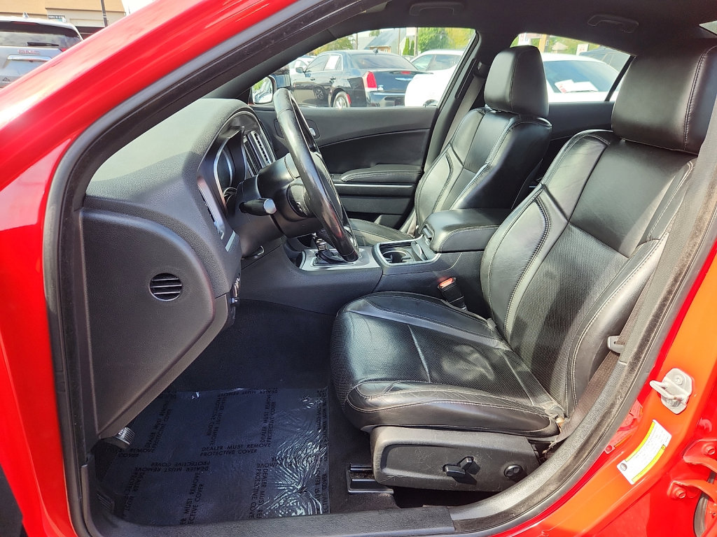 Used 2019 Dodge Charger SXT w/ Leather Interior Group RWD image 23